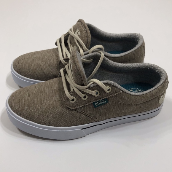 etnies size 5